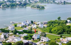 8 Green Acres Drive, Narragansett, RI 02882