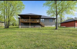 183 Sunshine Avenue, Cabool, MO 65689