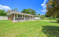 632 Long Drive, Crestview, FL 32539