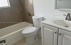 540 SE 2nd Ave, Deerfield Beach, FL 33441
