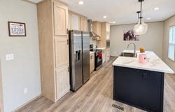 405 W 10Th Ave, Lenoir City, TN 37771