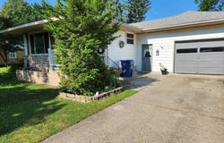212 S Grove, Standish, MI 48703