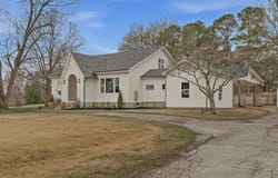 2005 Wood Street, Jonesboro, AR 72401