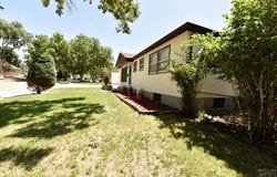 1120 Horseshoe Dr, Pueblo, CO 81001