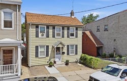 589 S Main St, Phillipsburg Town, NJ 08865-3115