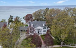 431 Michigan Avenue, Charlevoix, MI 49720