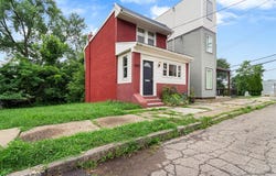 5402 Kincaid St, Garfield, PA 15206