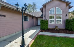 1105 PEACOCK St, Hammond, OR 97121