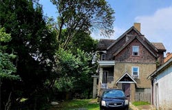 3654 Perrysville Ave, Observatory Hill, PA 15214