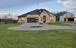 7044 Star Trail, Crandall, TX 75114