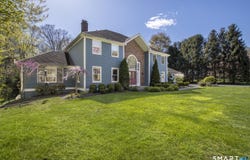 3 Crescent Lane, Trumbull, CT 06611