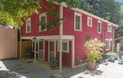 313 Chadwick Avenue, Hendersonville, NC 28792