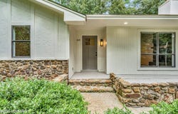 60 Savelle Circle, Columbus, MS 39705