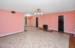 1307 W Cypress, Orange, TX 77630
