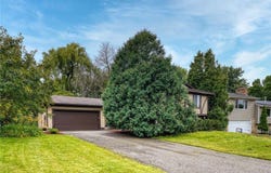 9865 Garrison Way, Eden Prairie, MN 55347