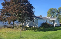 7 Land Street, Skowhegan, ME 04976