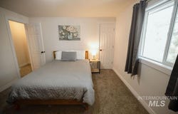 1223 S Maple St, Nampa, ID 83686