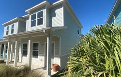 130 Lavaca Cir, ROCKPORT, TX 78382