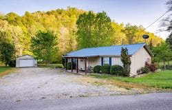 612 Little Indian Dr, Jamestown, KY 42629