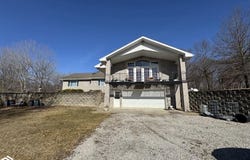 26664 570Th Street, Exline, IA 52555