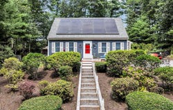 29 Happy Hollow Road, East Falmouth, MA 02536