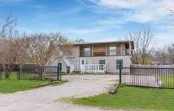 1001 S Crestway Drive, West Tawakoni, TX 75474