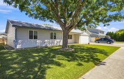 456 Cottonwood Lake Drive, Clifton, CO 81520