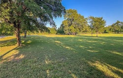 606 S Lovers Lane, Gatesville, TX 76528
