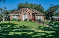 4851 County Road 135, Wharton, TX 77488