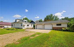 400 Pine Street, Nicollet, MN 56074