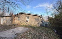 211 Lane St, Dexter, KY 42036