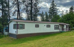 208 E Haley Avenue, Thompson Falls, MT 59873
