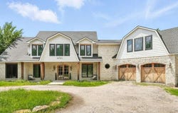 371 S Ring Road, Waxahachie, TX 75165
