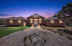 24 Calle De Leon, Las Vegas, NM 87701