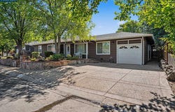 1360 Grove Way, Concord, CA 94518