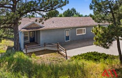 420 Deanne Ave -, Newcastle, WY 82701