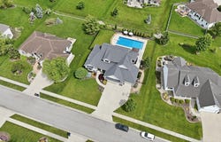 10223 Buttonwood Pass, Leo, IN 46765