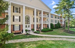 1530 Bedford Forge Court, Chesterfield, MO 63017