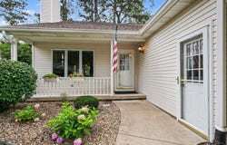8 Thornapple Court, Saginaw, MI 48603