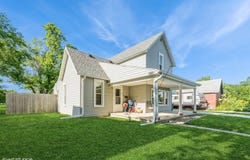 601 E Green Street, Winterset, IA 50273