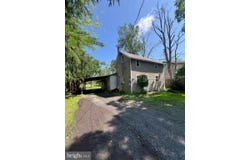 96 RICHLANDTOWN PIKE, QUAKERTOWN, PA 18951