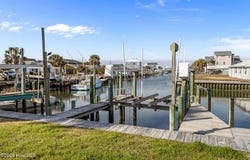 215 E Ft Macon Road, Atlantic Beach, NC 28512