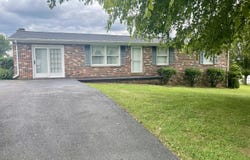 236 Hillside Drive, Lebanon, VA 24266