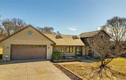 8325 S Avon Store Road, Brodhead, WI 53520