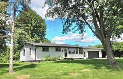 2439 6th Street S, Sartell, MN 56377