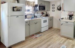 251 4th St, Hardin, KY 42048