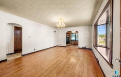 221 Essex Ave E, Salem, SD 57058