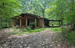 282 Crane Mountain Road, Toccoa, GA 30577