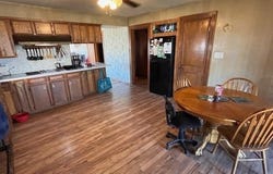 411 N Mckinley Avenue, Rotan, TX 79546