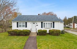 198 Highland St, Taunton, MA 02780